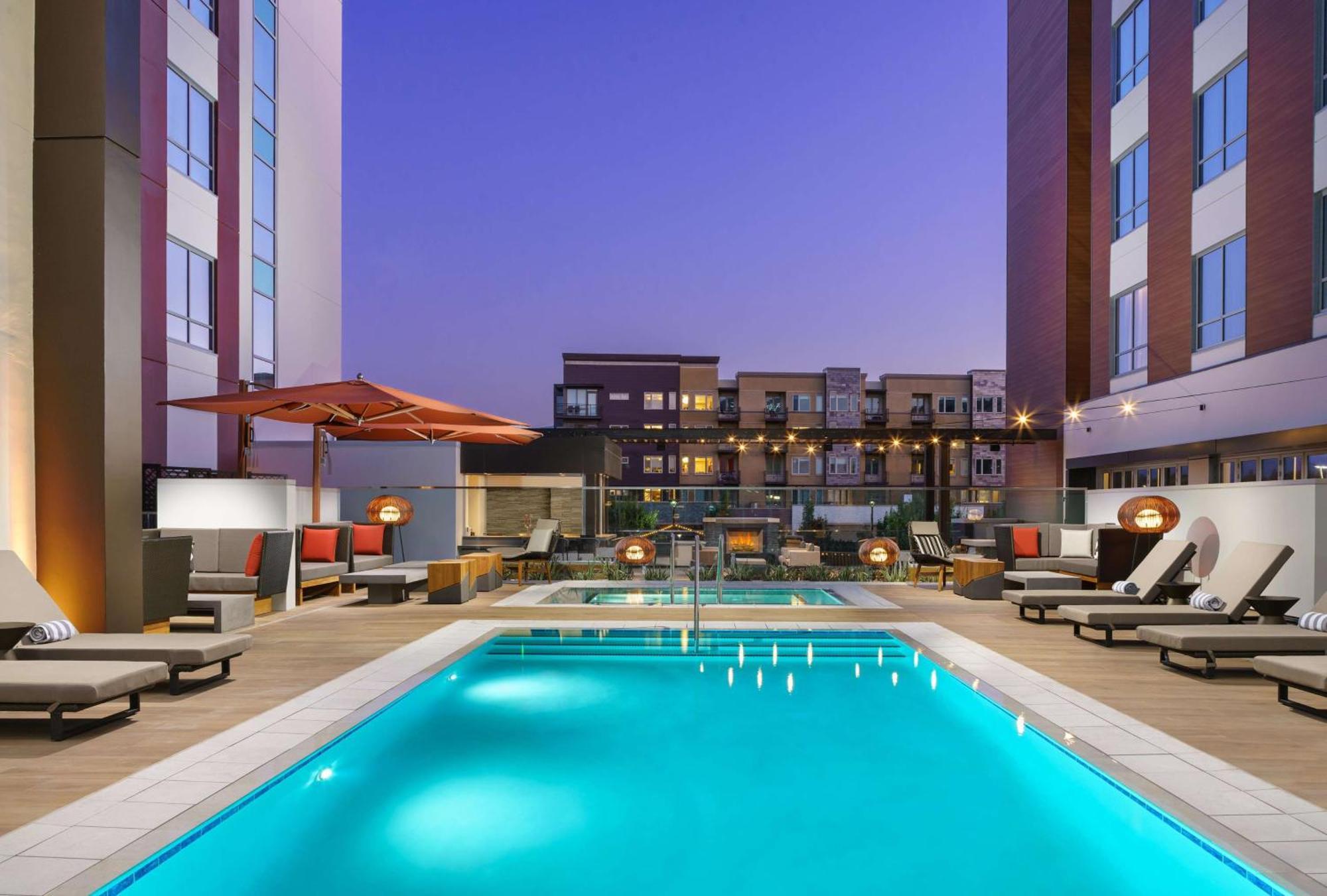 Отель Hyatt Centric Маунтин-Вью Экстерьер фото