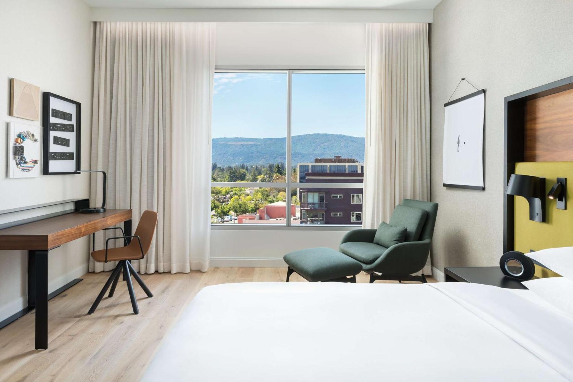 Отель Hyatt Centric Маунтин-Вью Экстерьер фото